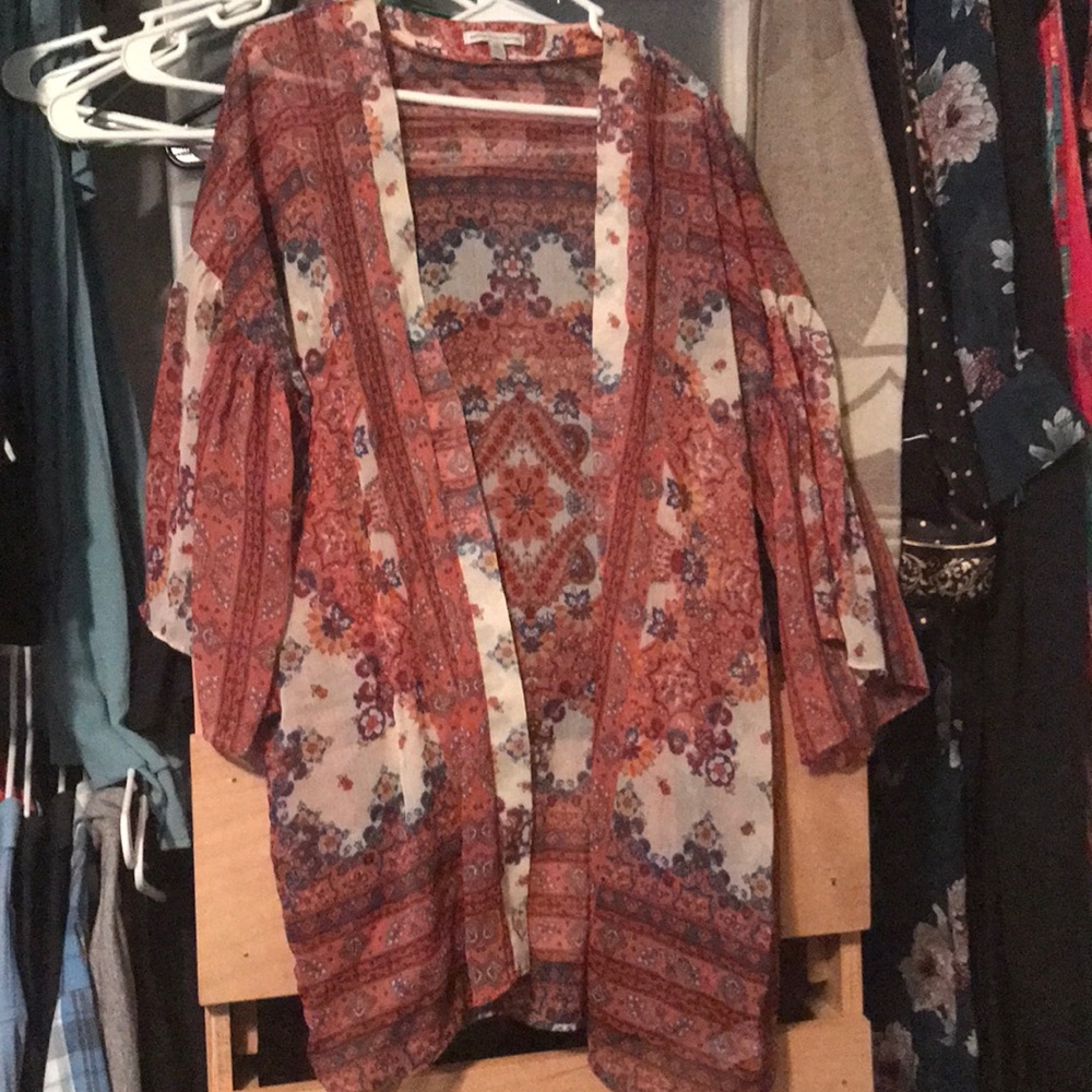 AE top size XL -SOLD